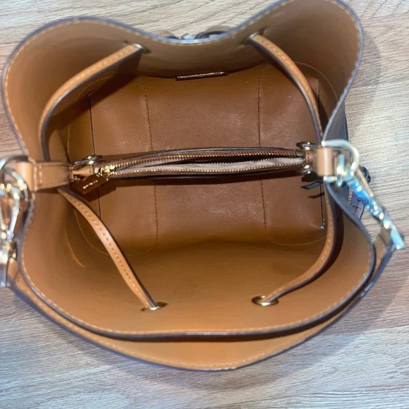 Michael Kors Signature Bucket Bag - Picture 5 of 7